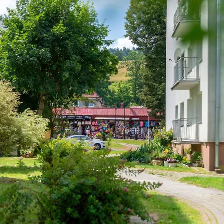 Przy Wislanskim Deptaku 아파트 비스와